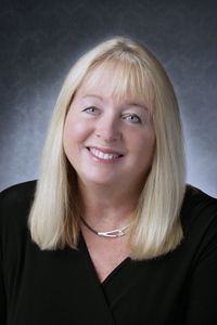 Photo of Author Bibi Belford