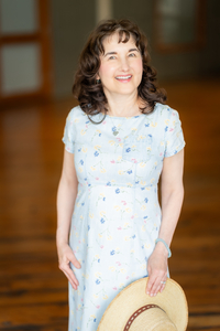 Photo of author Catherine Stier