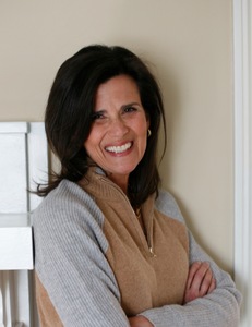 Lisa Rogers author photo