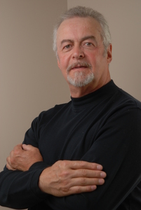 Robert Dean Holland Author Image