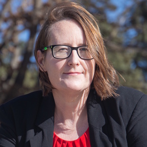 Mel Lake Author Photo