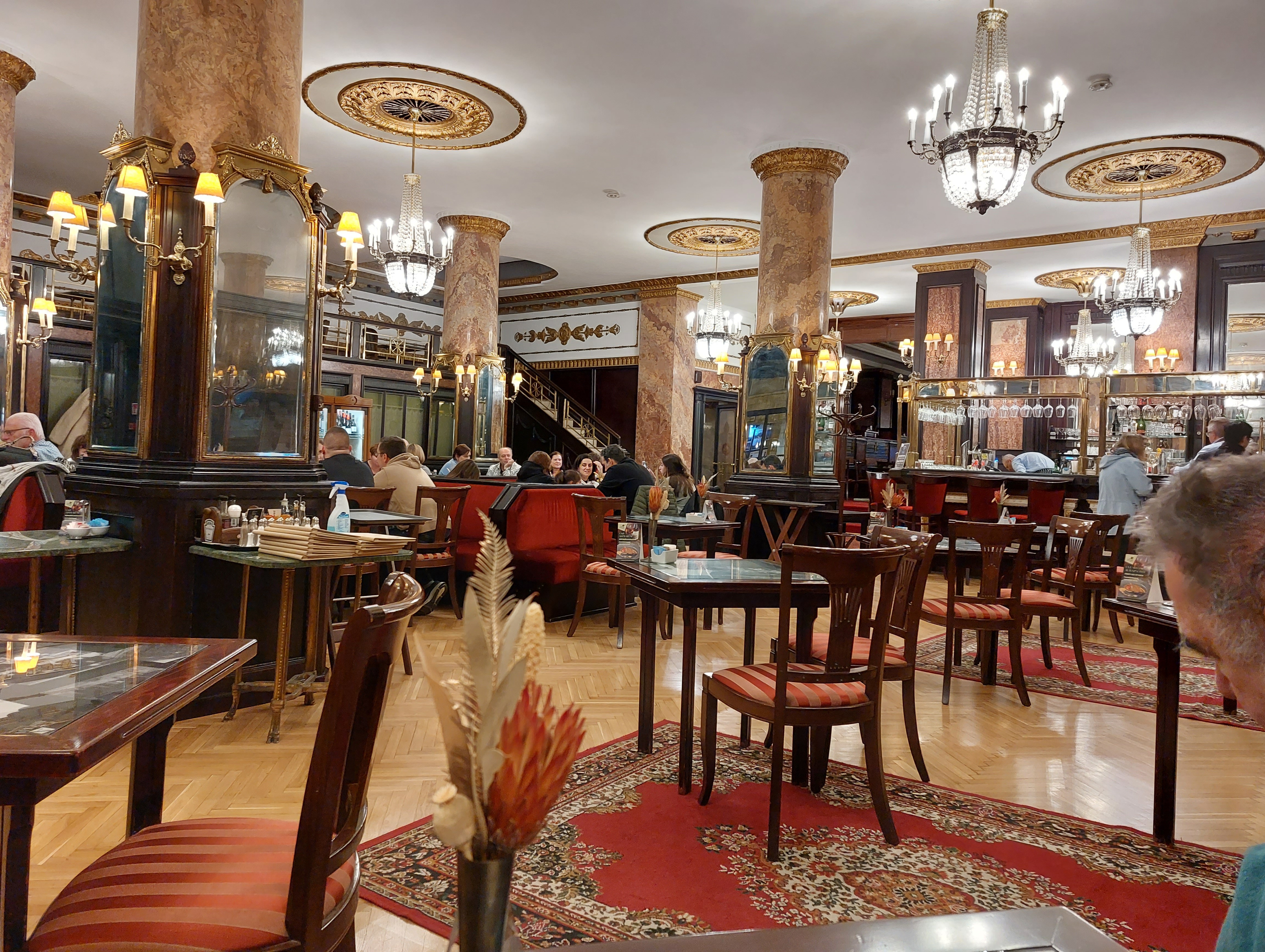 Budapest-Cafe-Astoria-3.jpg