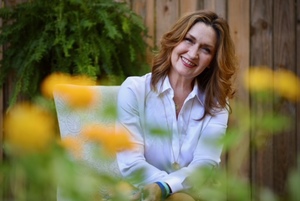 Elizabeth Brady headshot