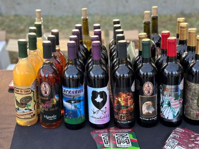 Z-M-Twisted-Wines-displayed.jpg