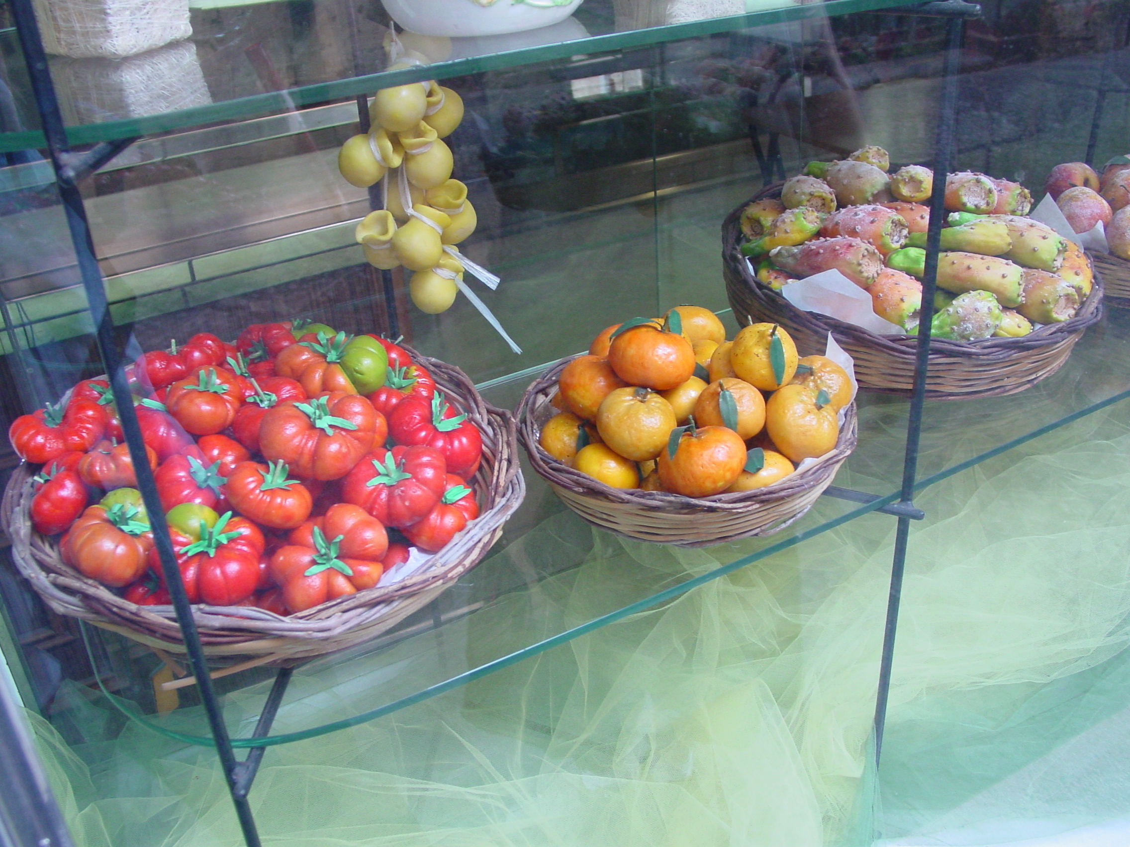 Acireale-frutta-martorana.JPG