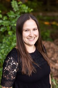 Bethany Tap headshot