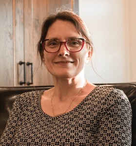 Kelley M Likes headshot