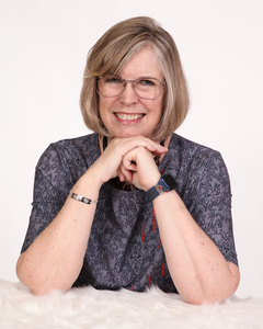 Headshot of Sandra Wagner-Wright