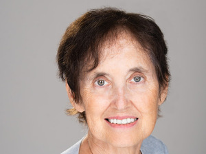 A headshot photo of ne