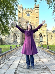 Kaylea Cross in front of Durham Castle 