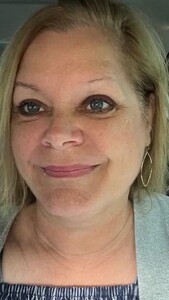 Bio pic of Deborah McDonald