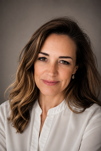 Kara Fox - Author, Human Still Wins