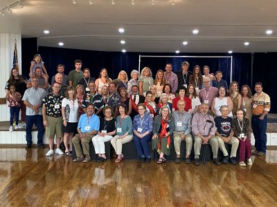 Poggioreale-in-America--Sarah-Campise-Hallier-s-Campise-cousins.jpg