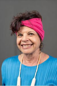 Portrait of author and journalist Elise Krentzel