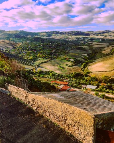 Valguarnera-Caropepe-view.JPG