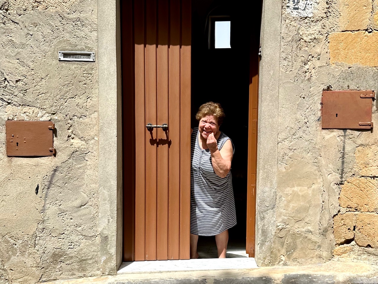 La-RosaWorks---A-wonderful-new-friend-in-Randazzo.jpeg