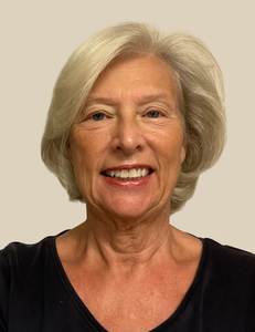 Headshot Tari K Vickery