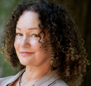 Headshot of Lisa Rosenberg